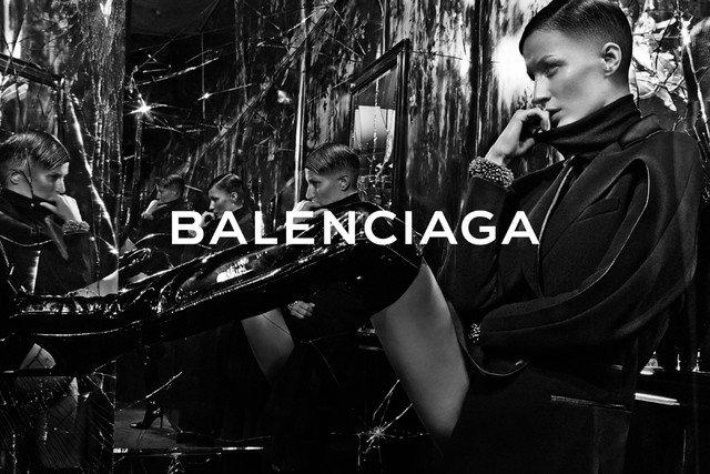 http://www.cotton-silk.ru/images/upload/Gisele_Bundchen_in_an_ad_for_Balenciaga_shot_by_Steven_k.jpg